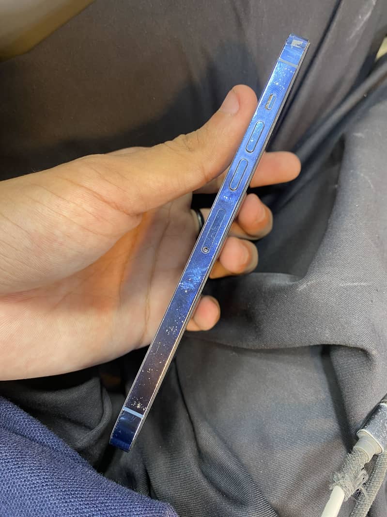Apple iPhone 13 Pro Max 3