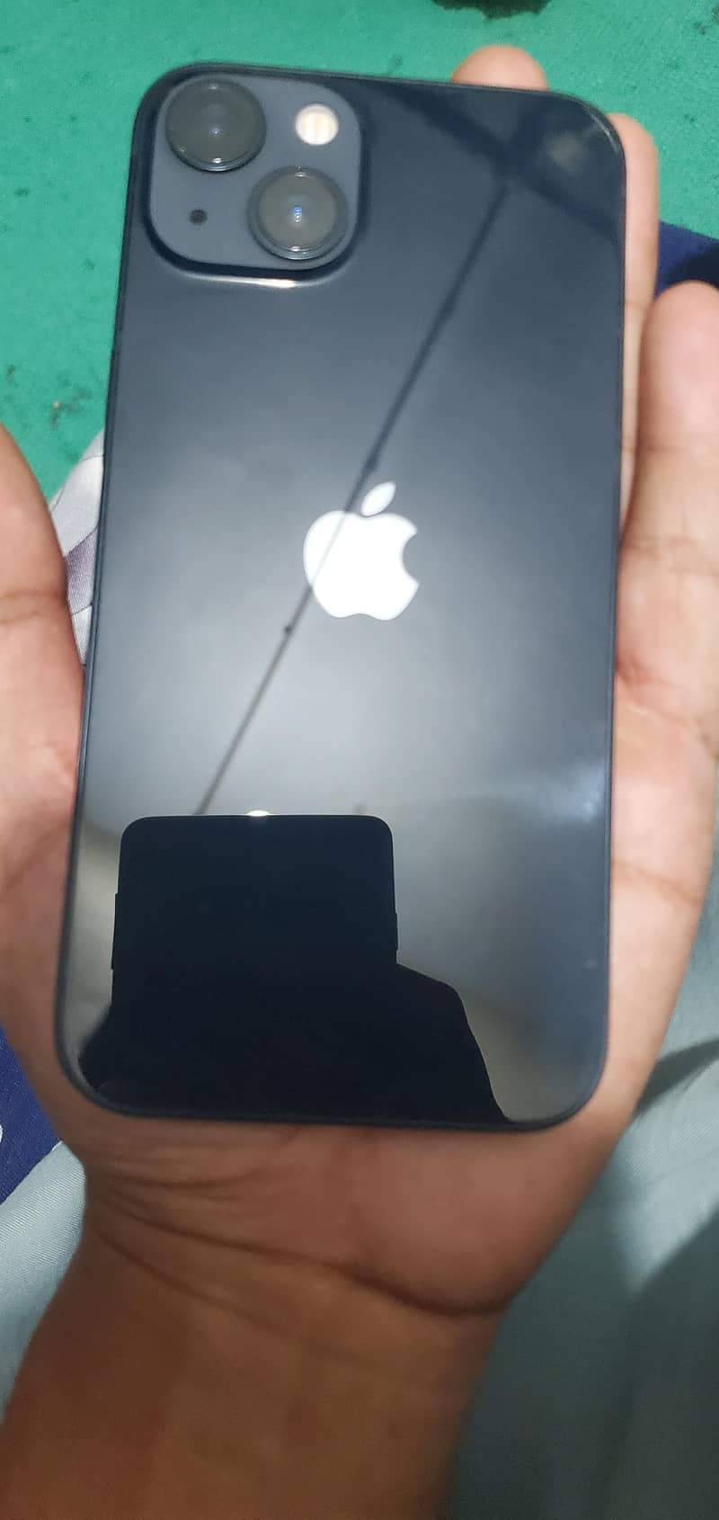 Apple iPhone 13 0