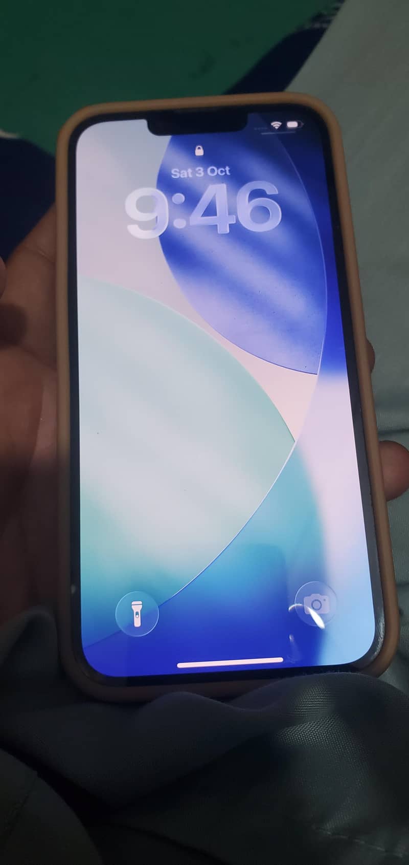 Apple iPhone 13 1