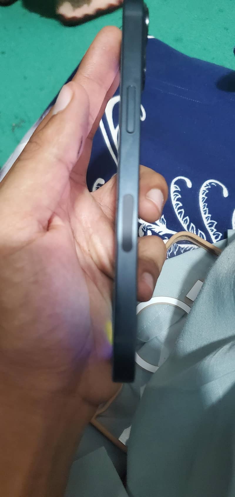 Apple iPhone 13 3