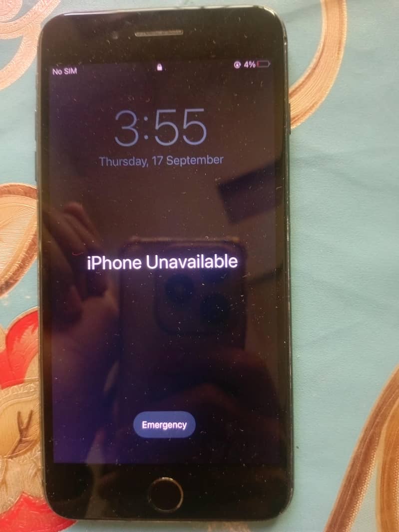 Apple iPhone 7 Plus 1