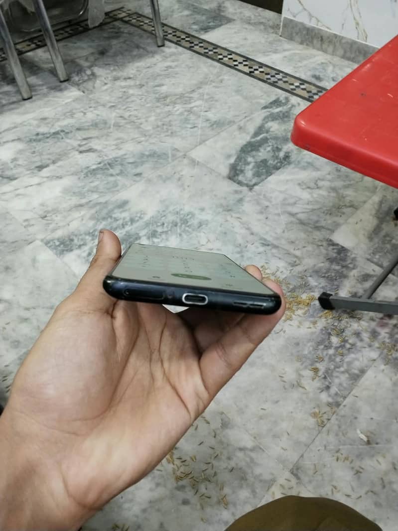 One Plus 9R 5