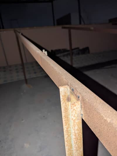 Solor plates stand