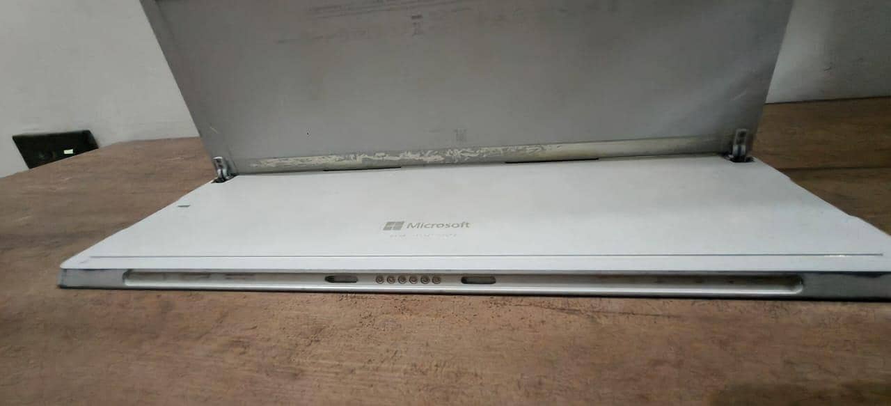 MICROSOFT SURFACE 3 6