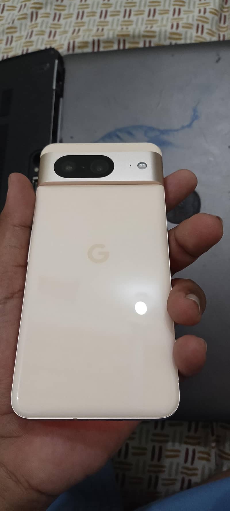Google Pixel 8 11