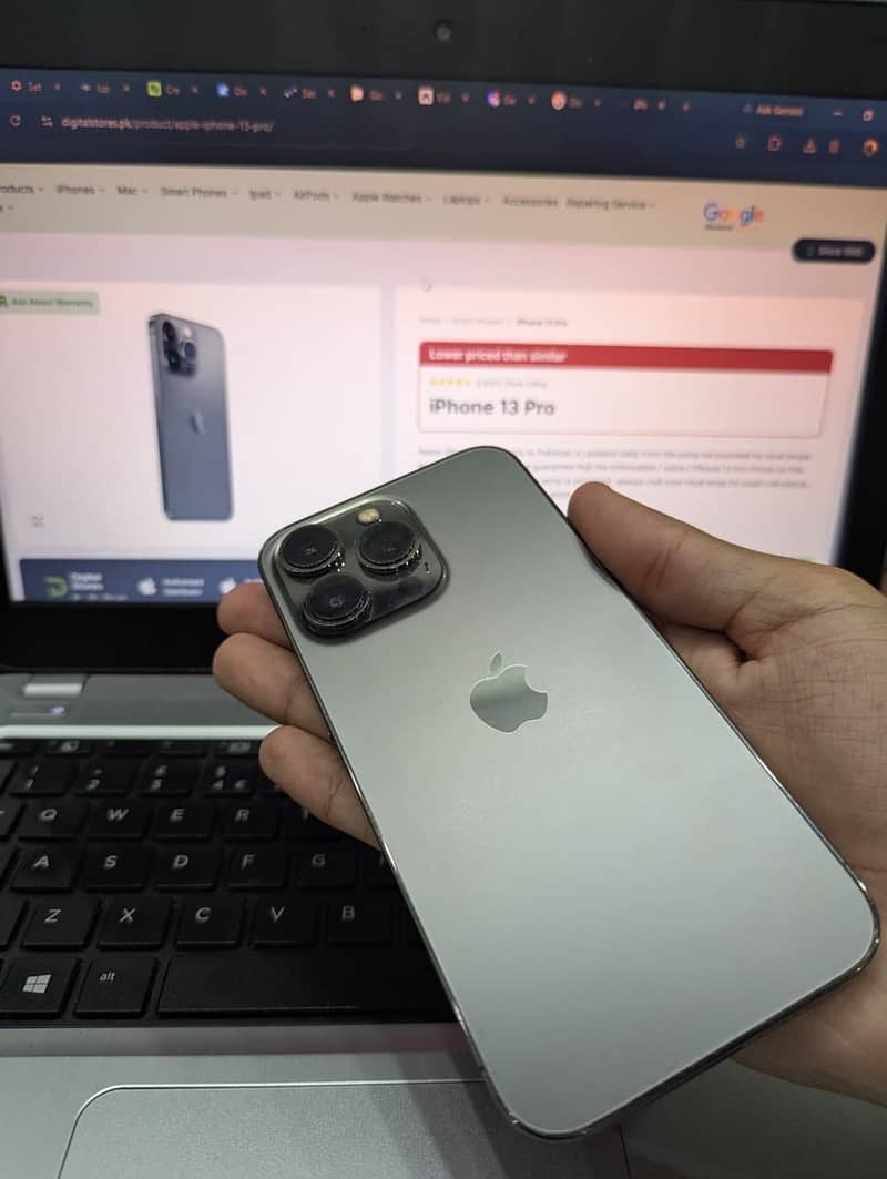 Apple iPhone 13 Pro 0