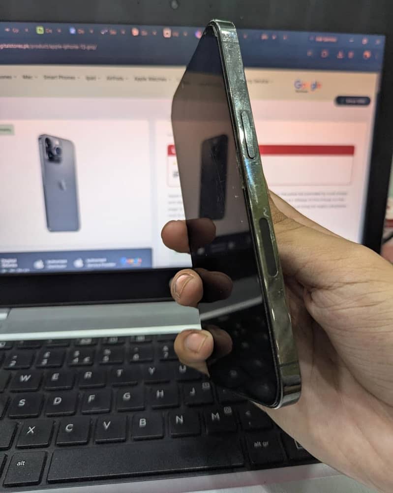 Apple iPhone 13 Pro 6