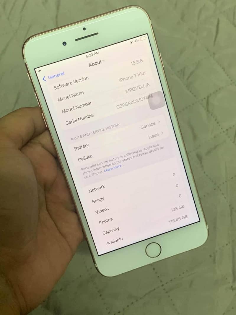 Apple iPhone 7 Plus 3