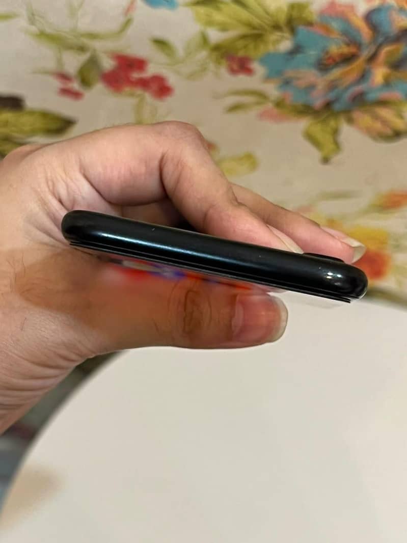Apple iPhone SE 0