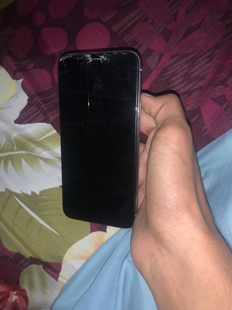 Apple iPhone X 0