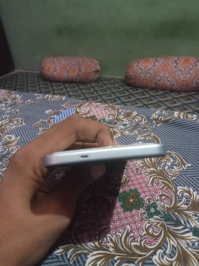 Tecno spark 40 0
