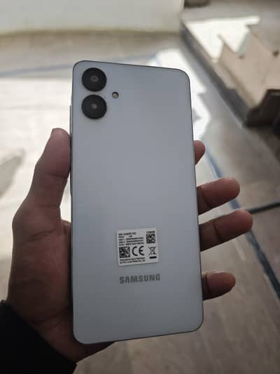Samsung Mobile A06