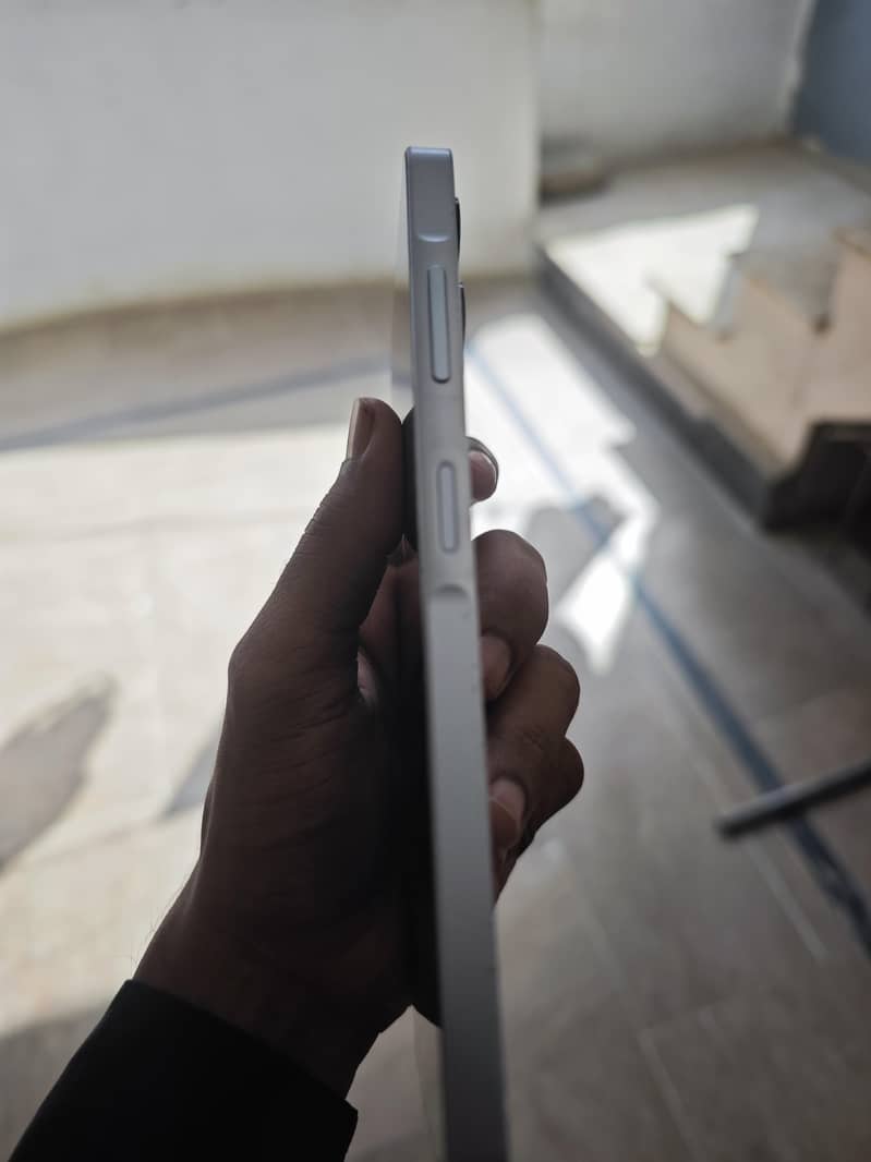 Samsung Mobile A06 5