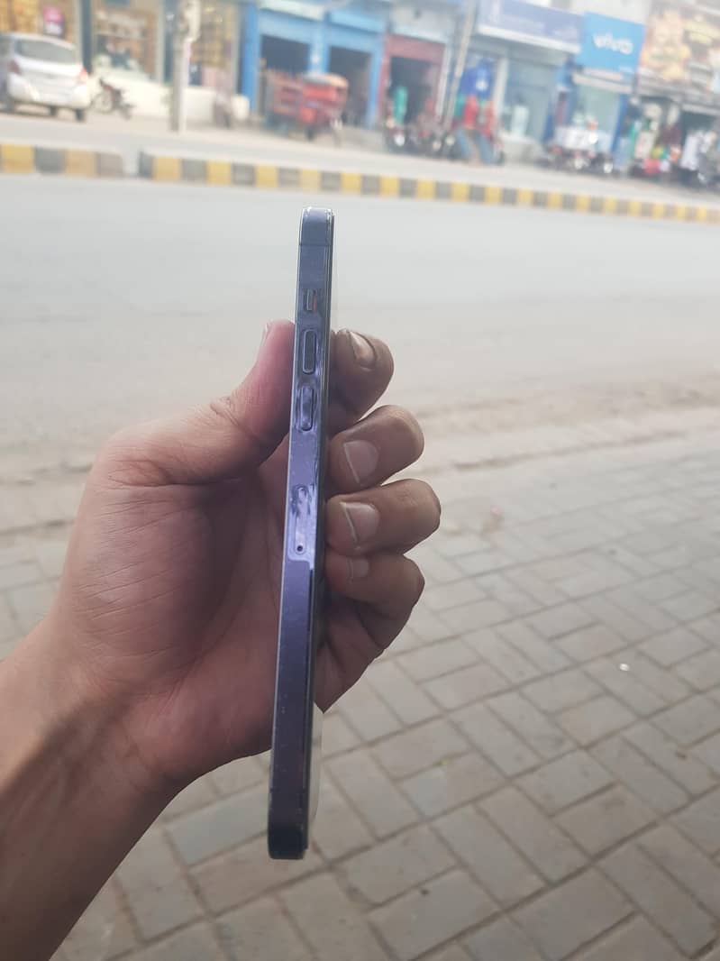 Apple iPhone 14 Pro Max 5