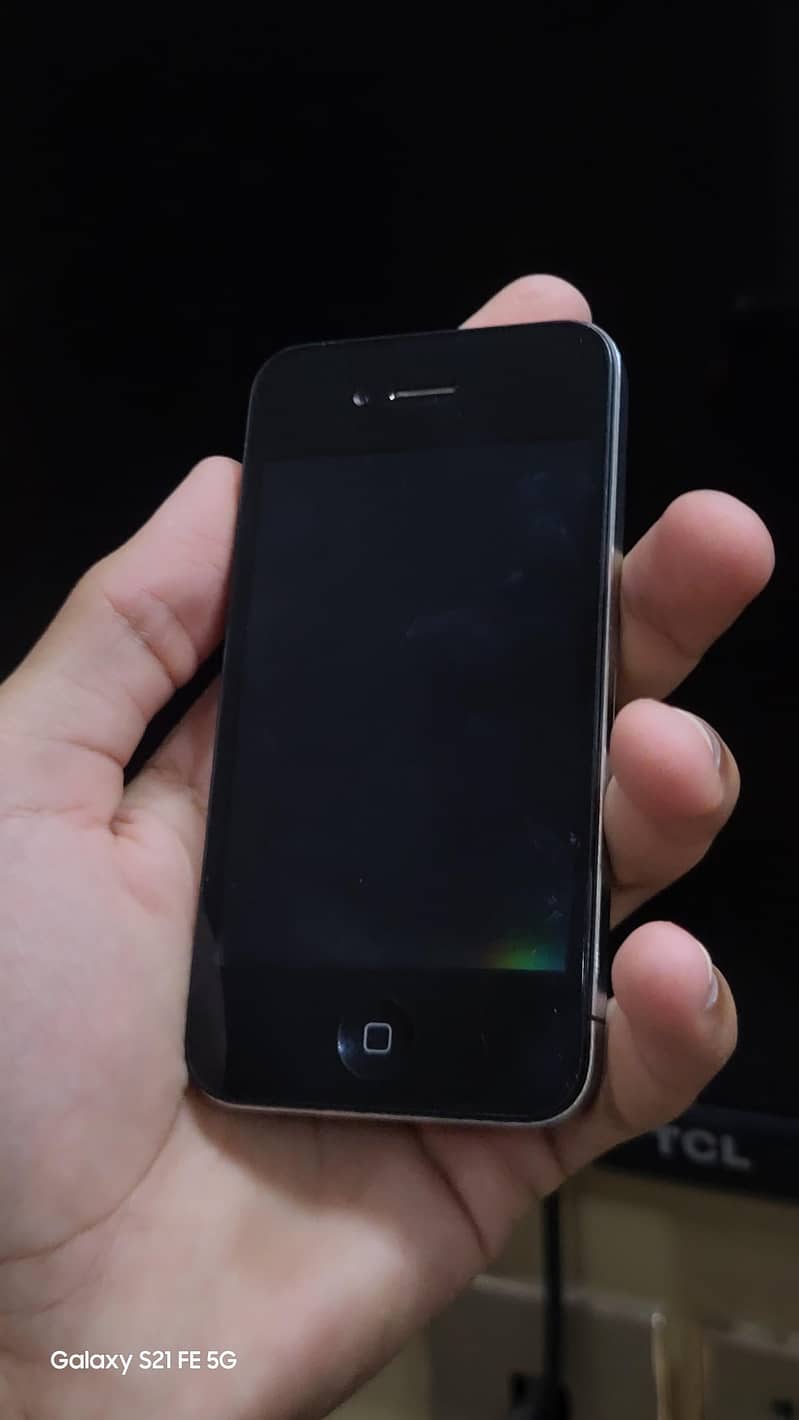 Apple iPhone 4 1
