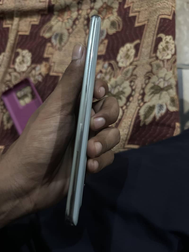 One Plus 10T 5G 3