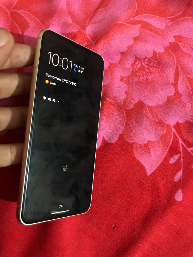 Google Pixel 8 1
