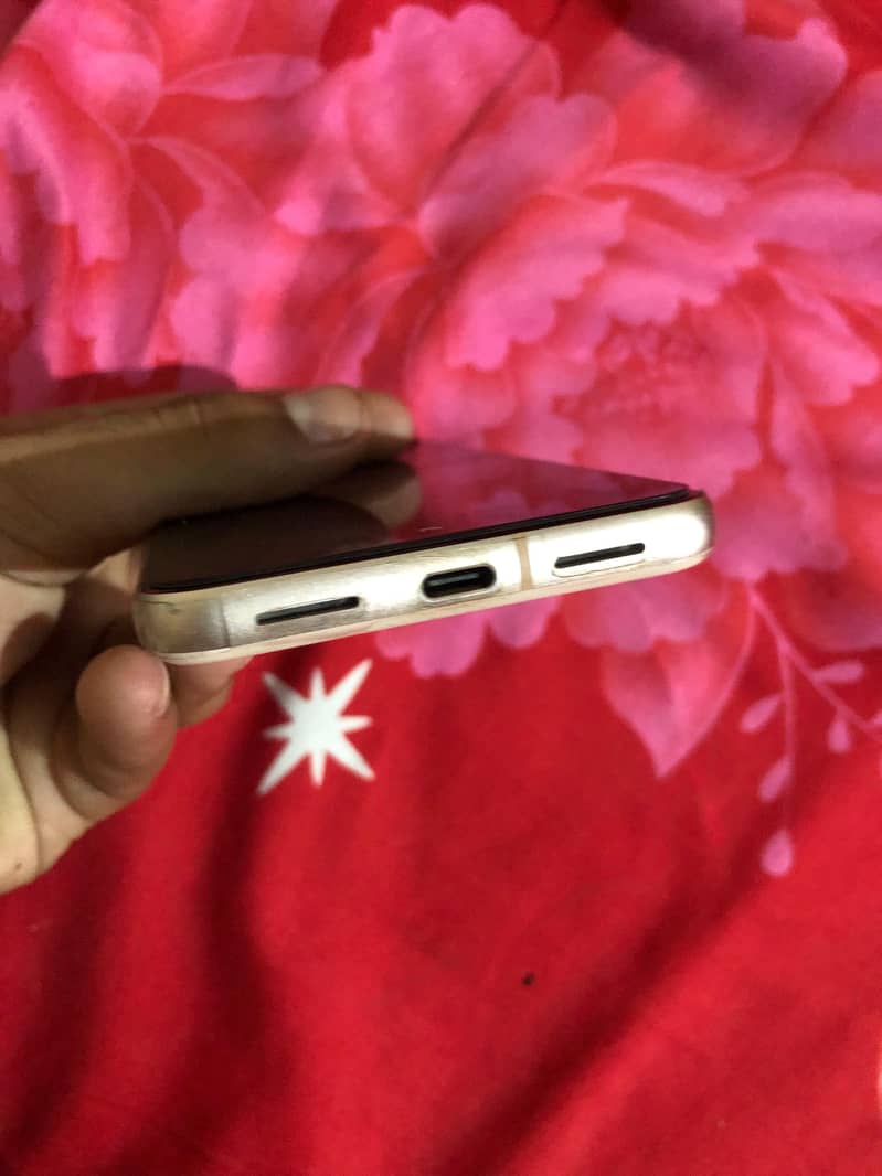 Google Pixel 8 2