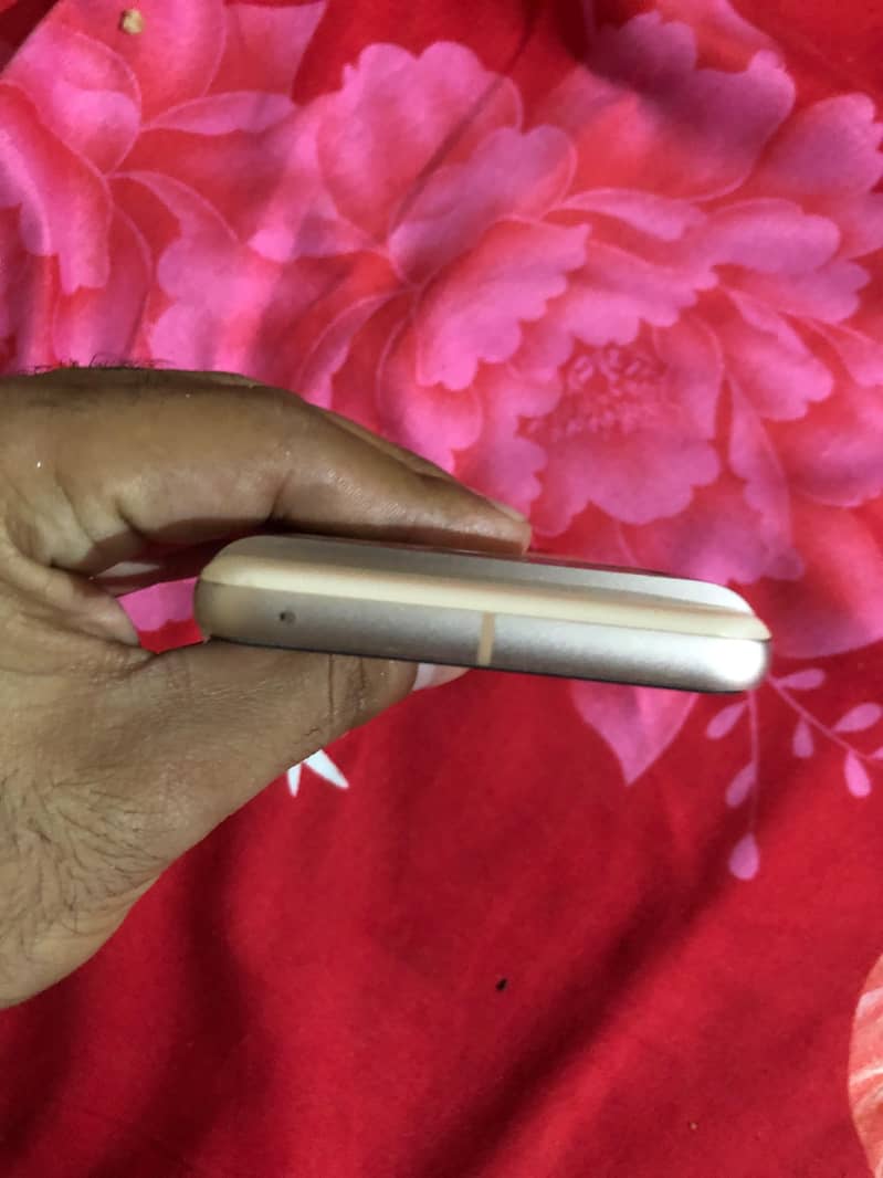 Google Pixel 8 3