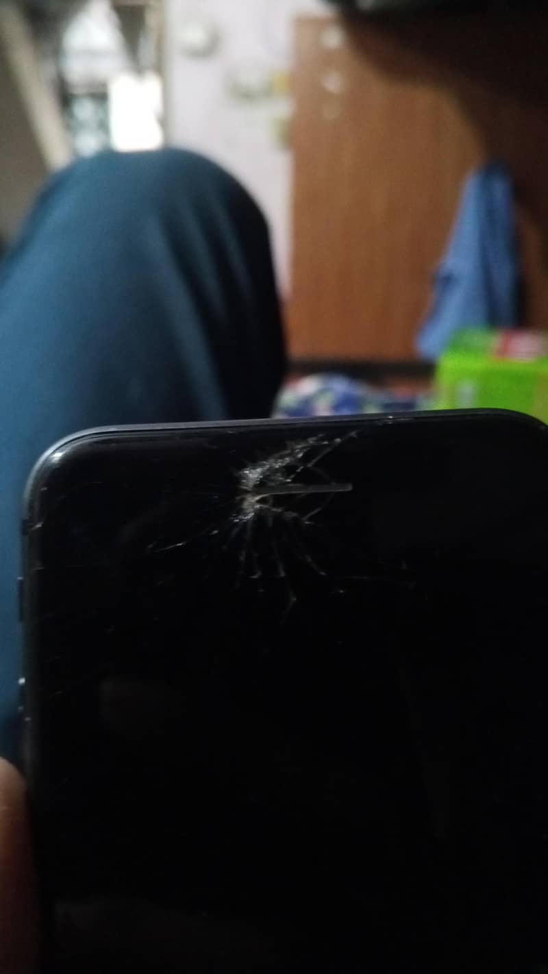 Apple iPhone 8 2