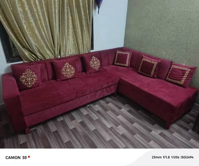 L-shaped new condition sofa
