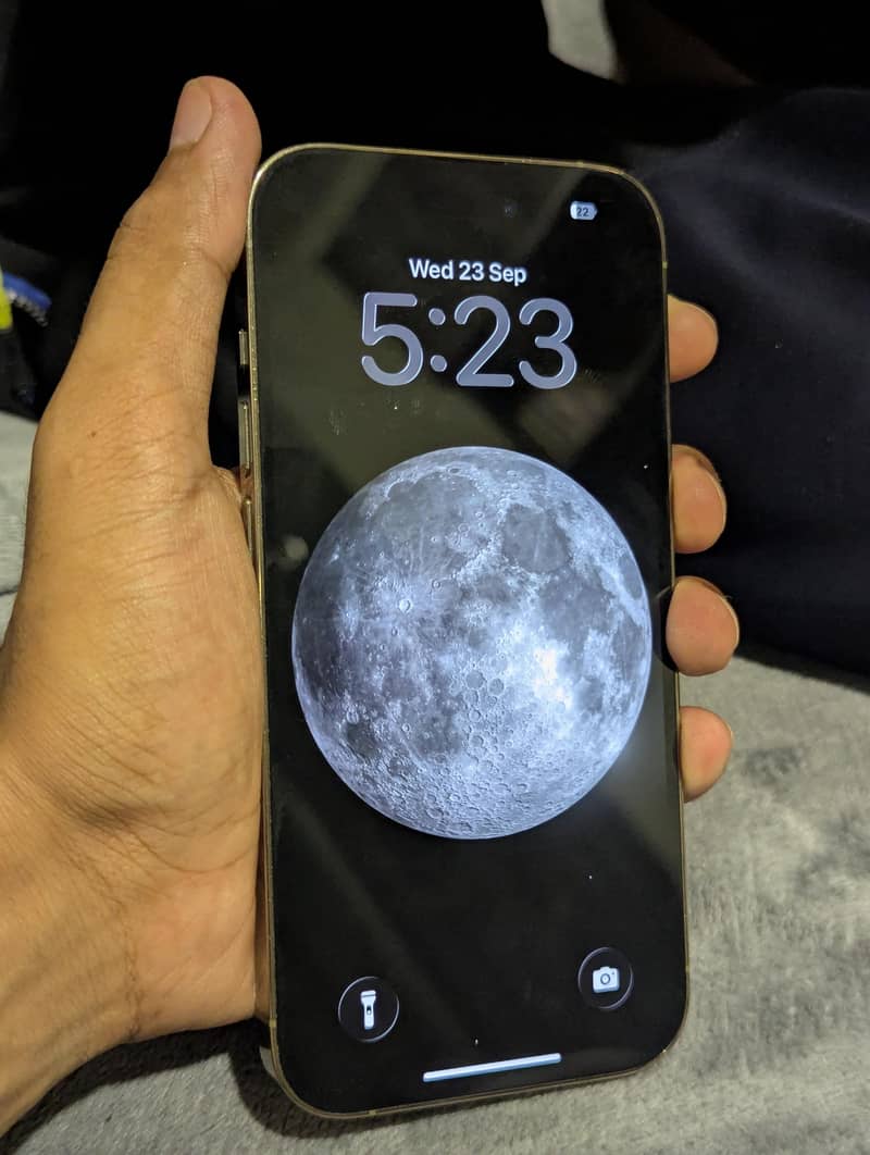 Apple iPhone 14 Pro 2