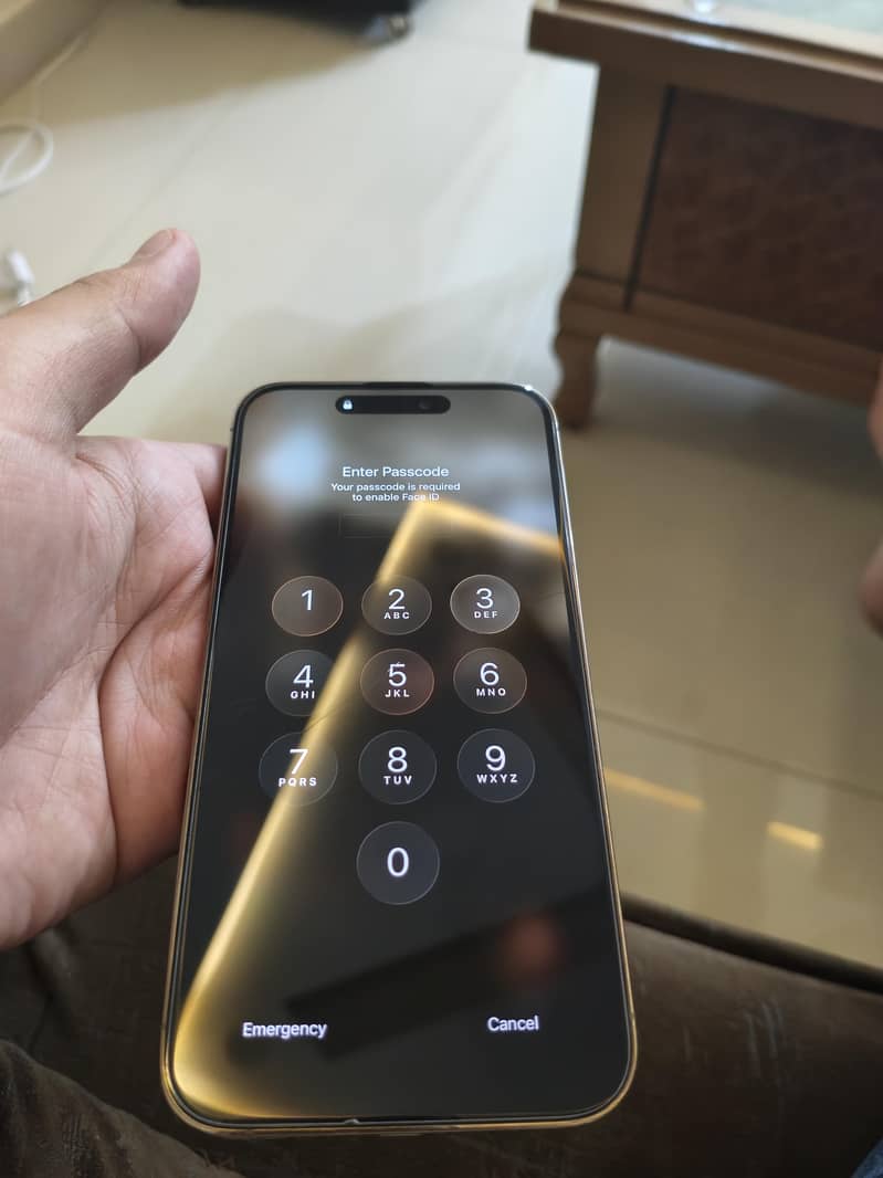 Apple iPhone 14 Pro Max 0