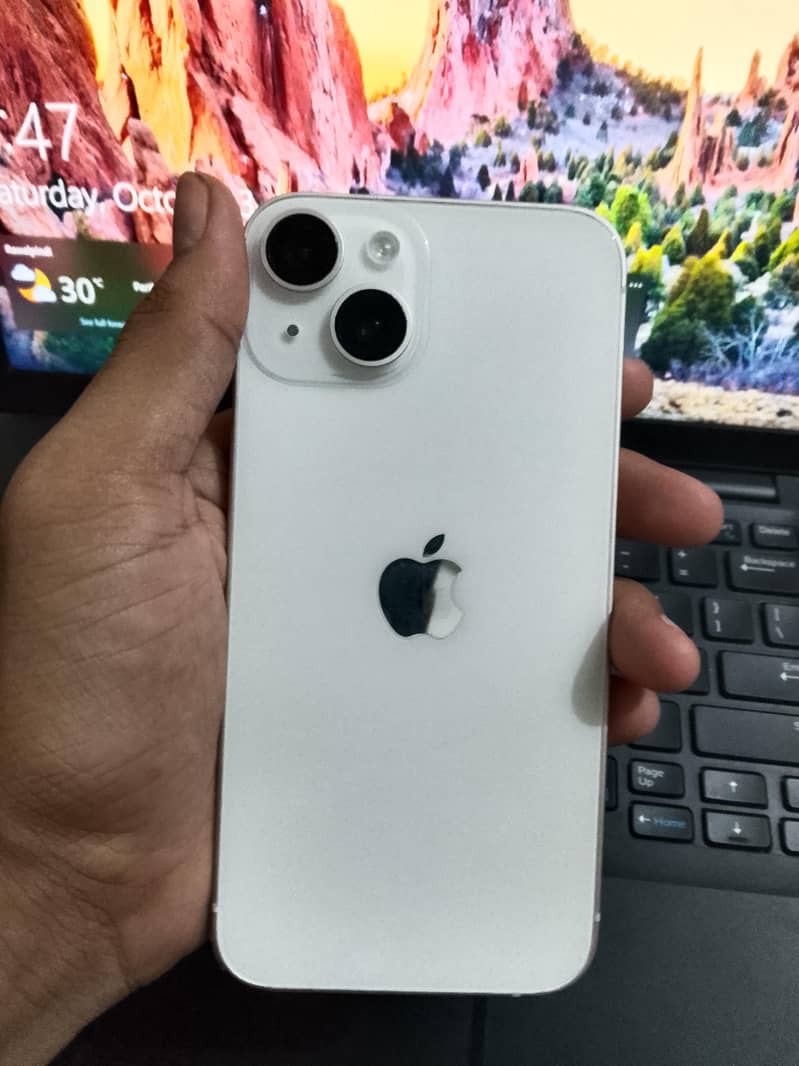 Apple iPhone 14 3