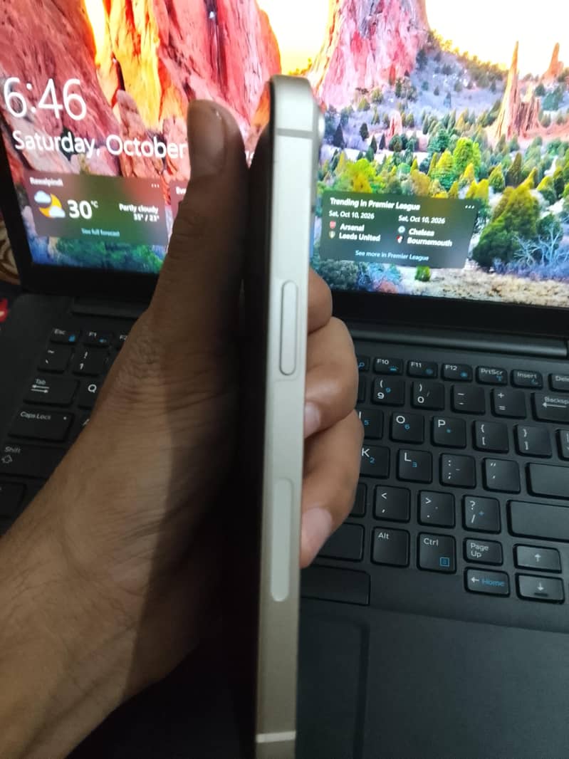 Apple iPhone 14 4