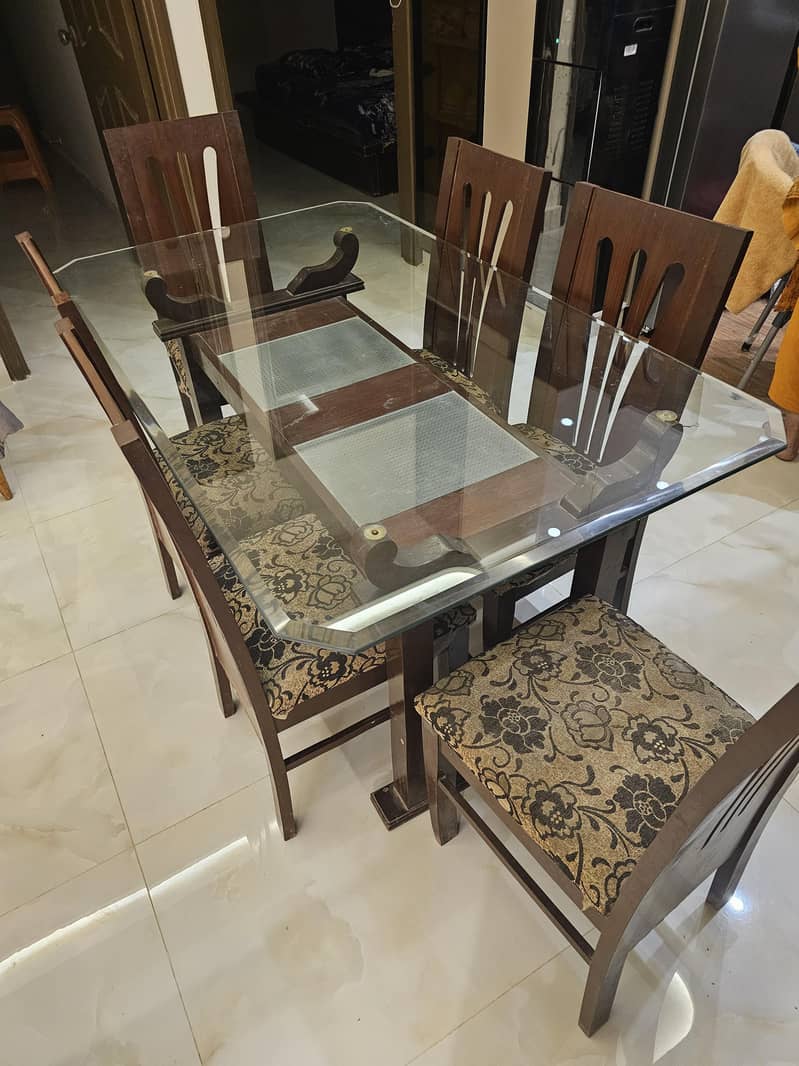 Dining table with 6 chairs 1