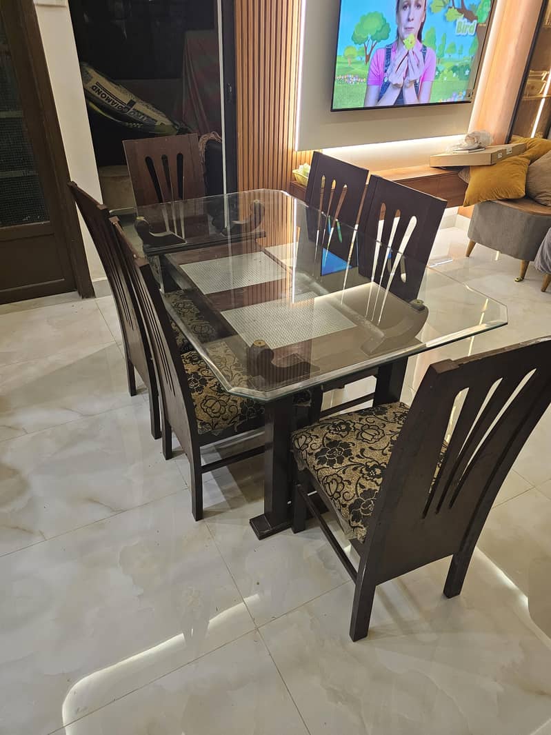 Dining table with 6 chairs 3