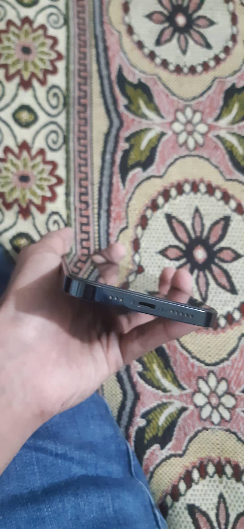 Apple iPhone 12 Pro 6