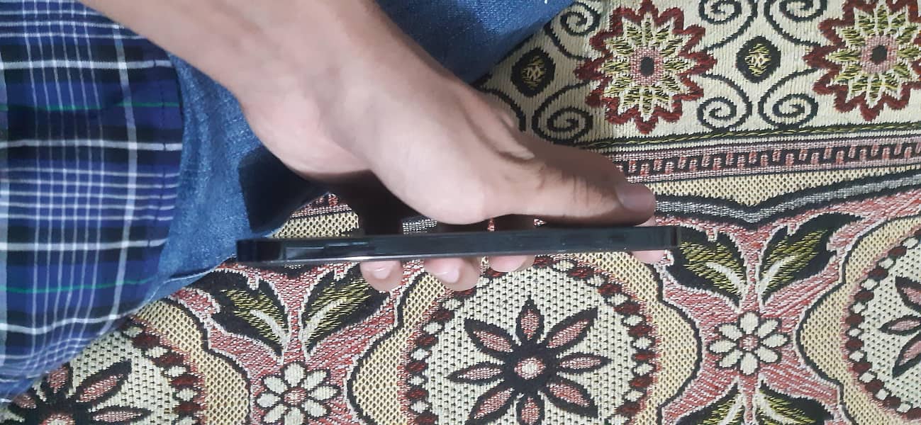 Apple iPhone 12 Pro 8
