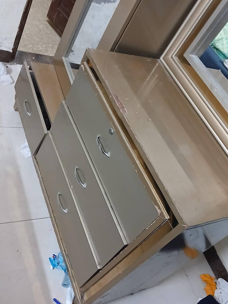 used dressing ha 0
