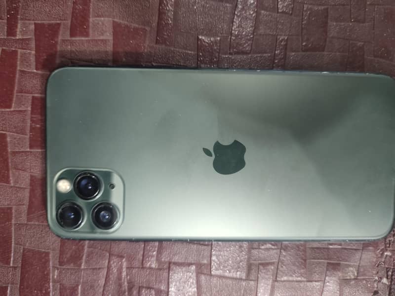 Apple iPhone 11 Pro Max 1