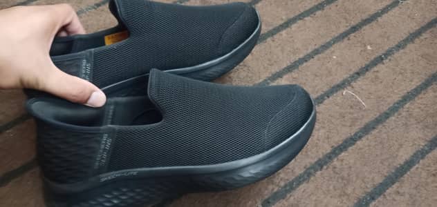 Original Skechers Shoes 42