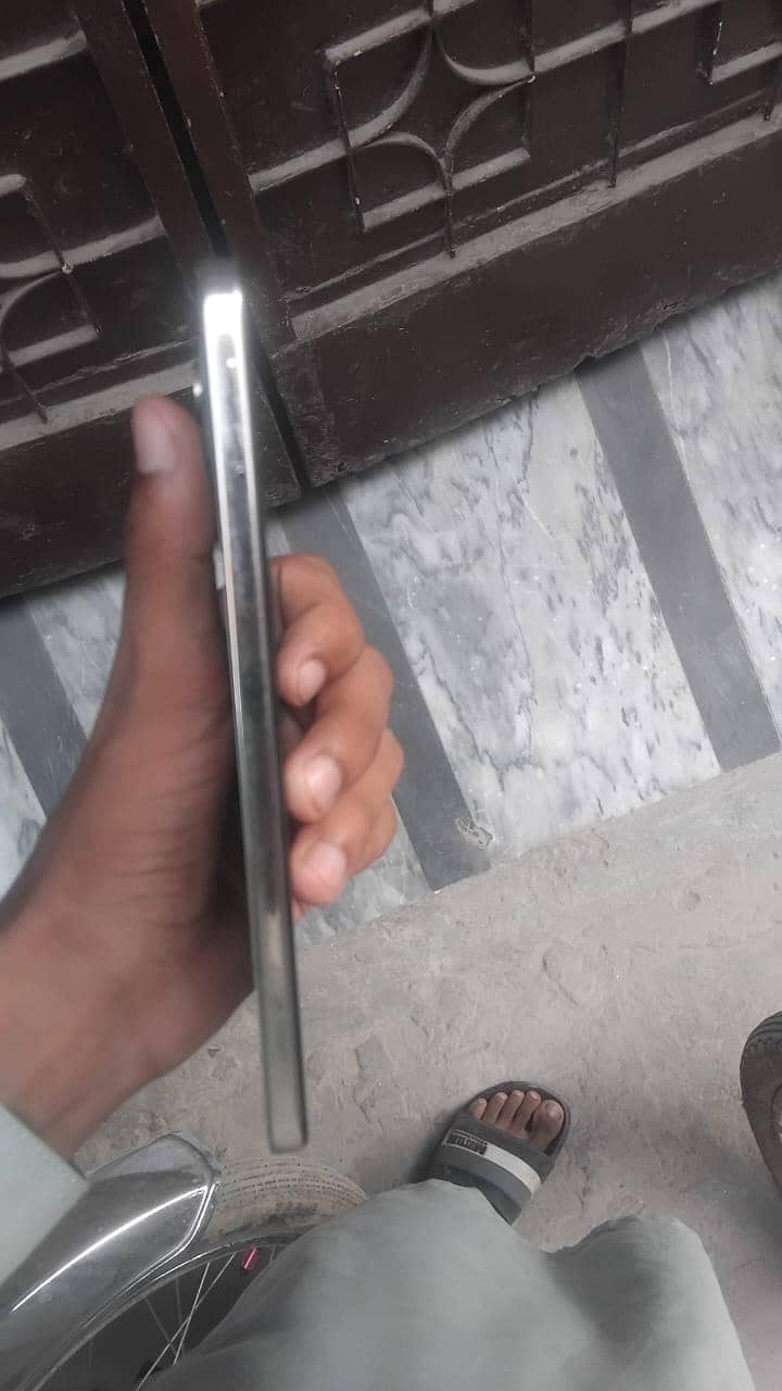 Tecno SPARK 30 Pro 2