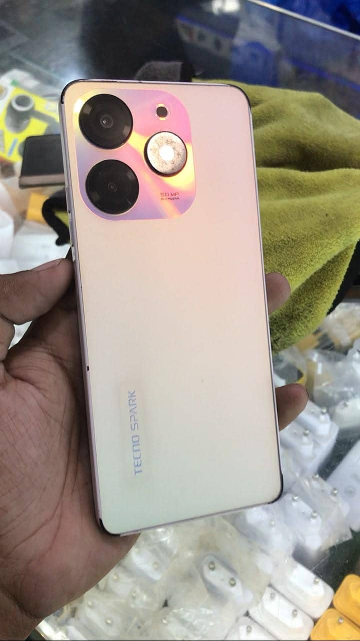 Tecno Spark 10 Pro 0