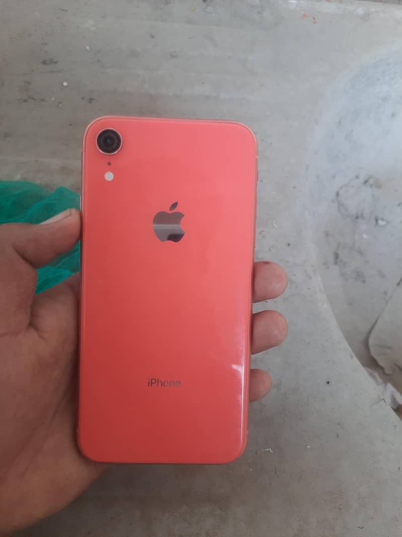 Apple iPhone XR 3