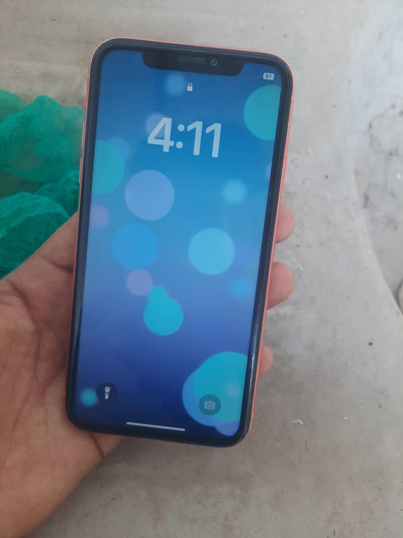Apple iPhone XR 4
