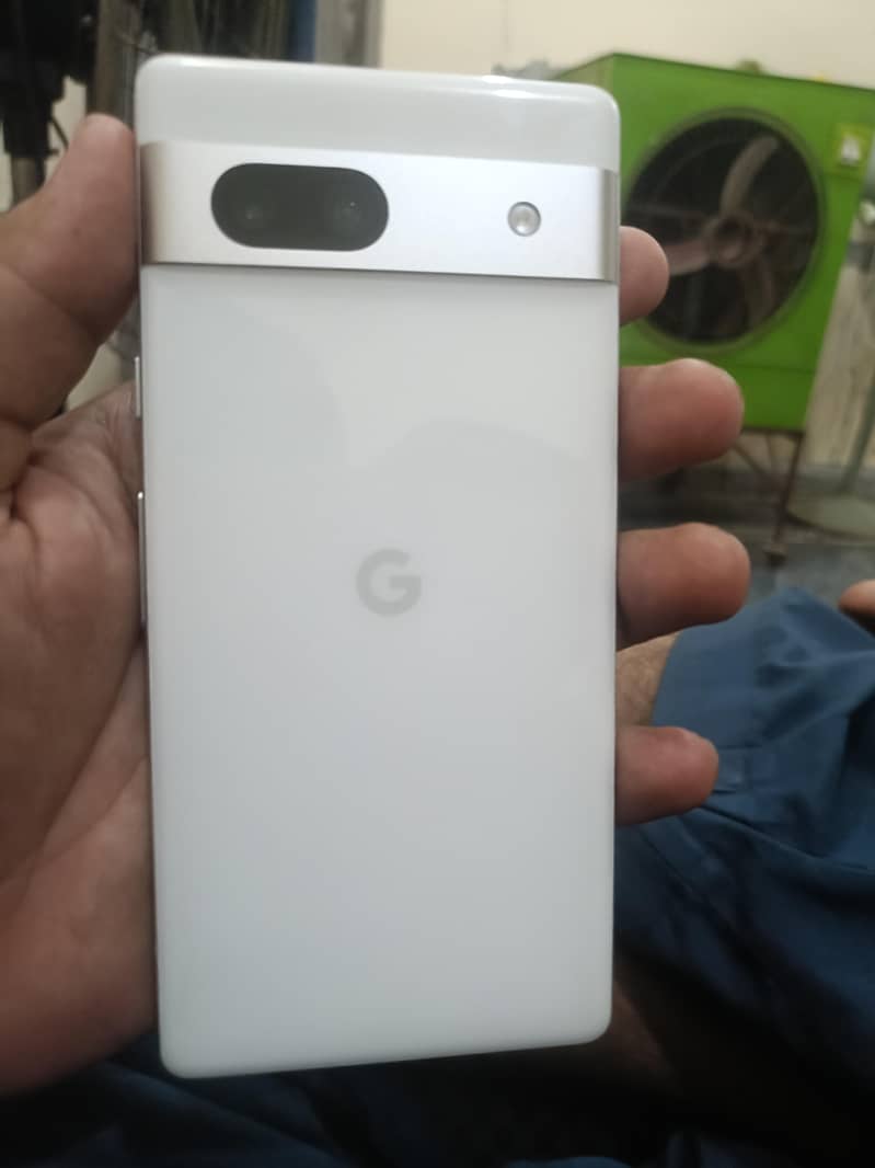 Google Pixel 7a 3