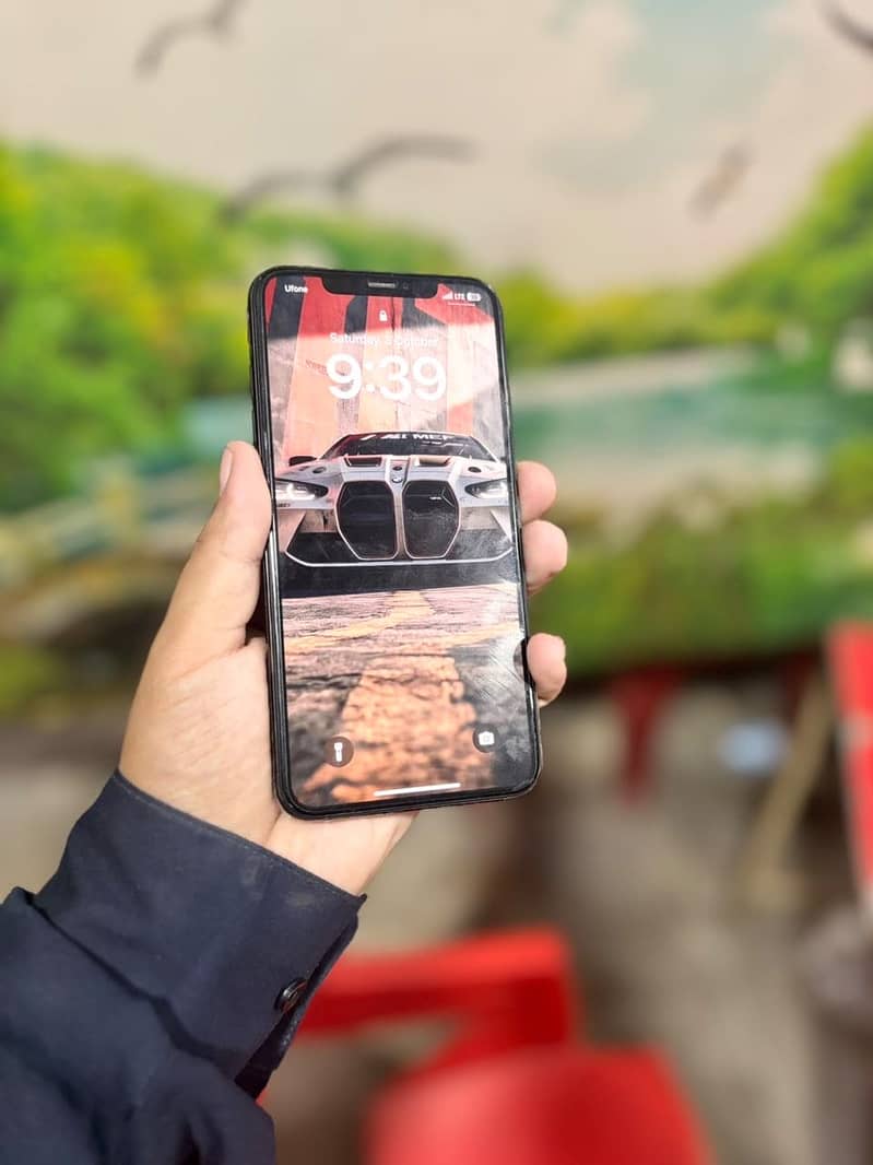 Apple iPhone XS Max 2