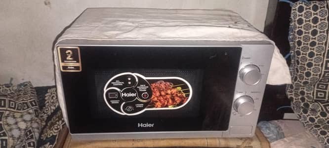Brand New Haier Microwave