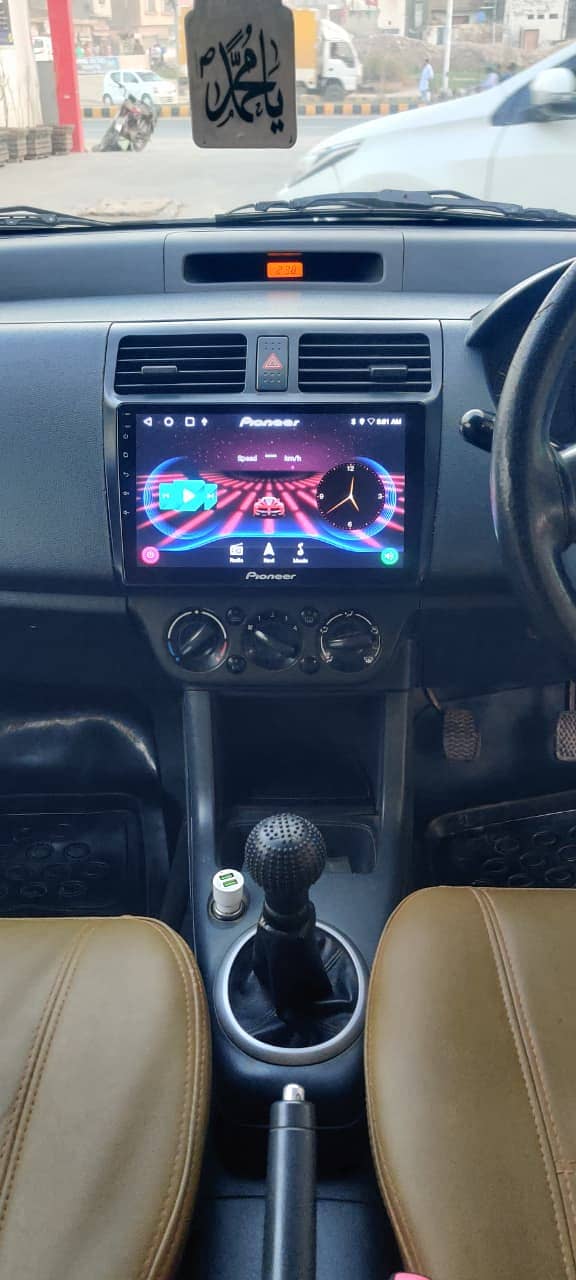 Suzuki Swift 2012 4