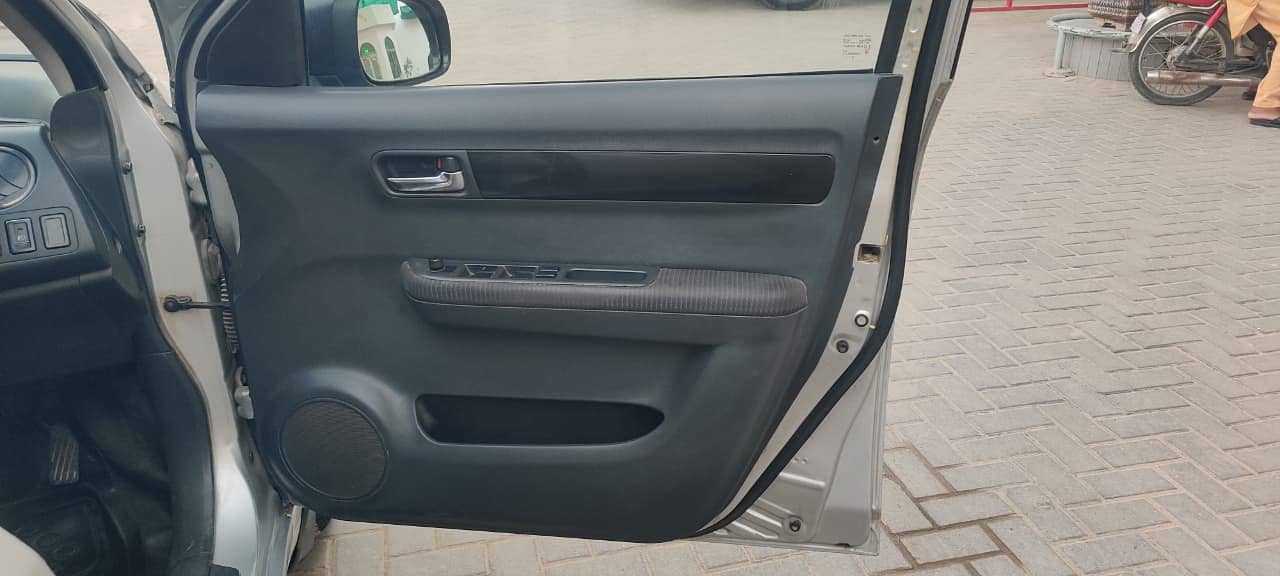 Suzuki Swift 2012 10