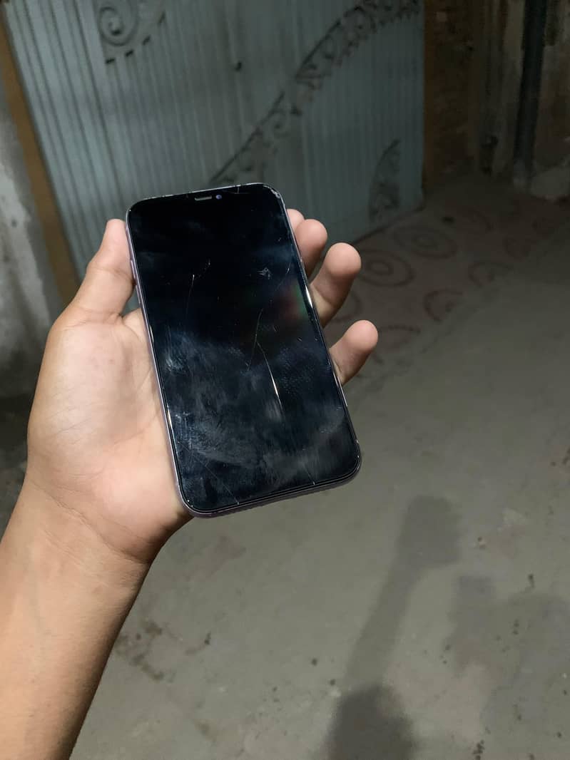 Apple iPhone 11 bypass 1