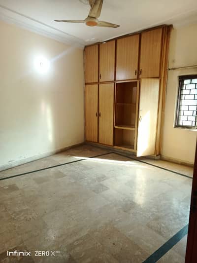 {Vip location} 5 Marla Upper Portion