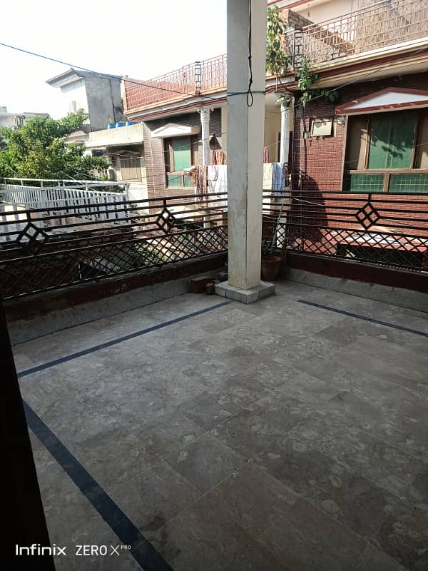 {Vip location} 5 Marla Upper Portion 2