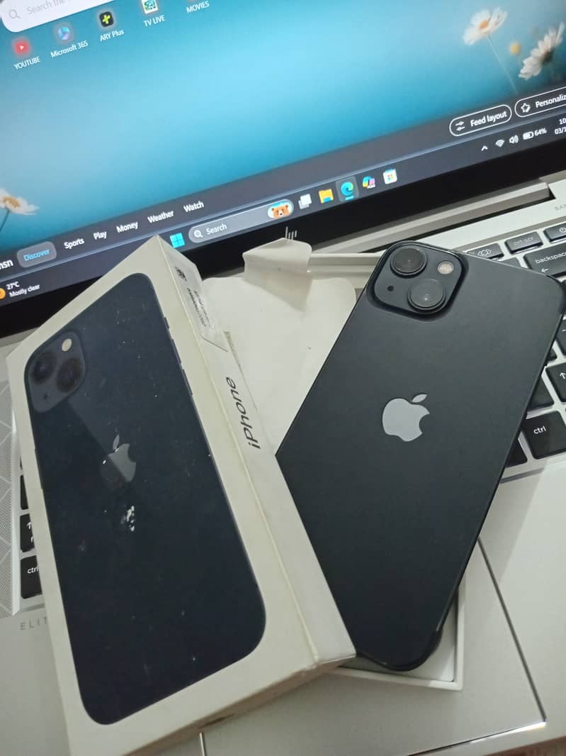 Apple iPhone 13 9