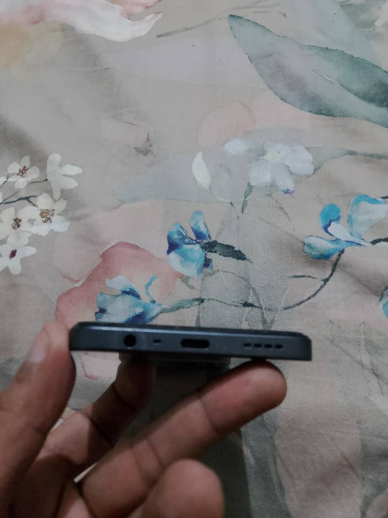 Realme Note 60x 2